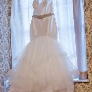 Ivory Allure Wedding Gown